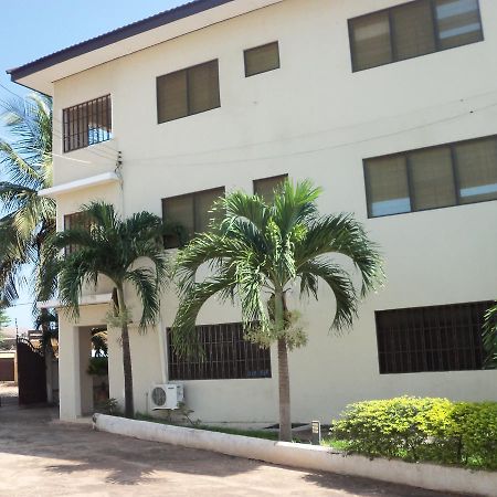 Jenos Hotels Accra Buitenkant foto