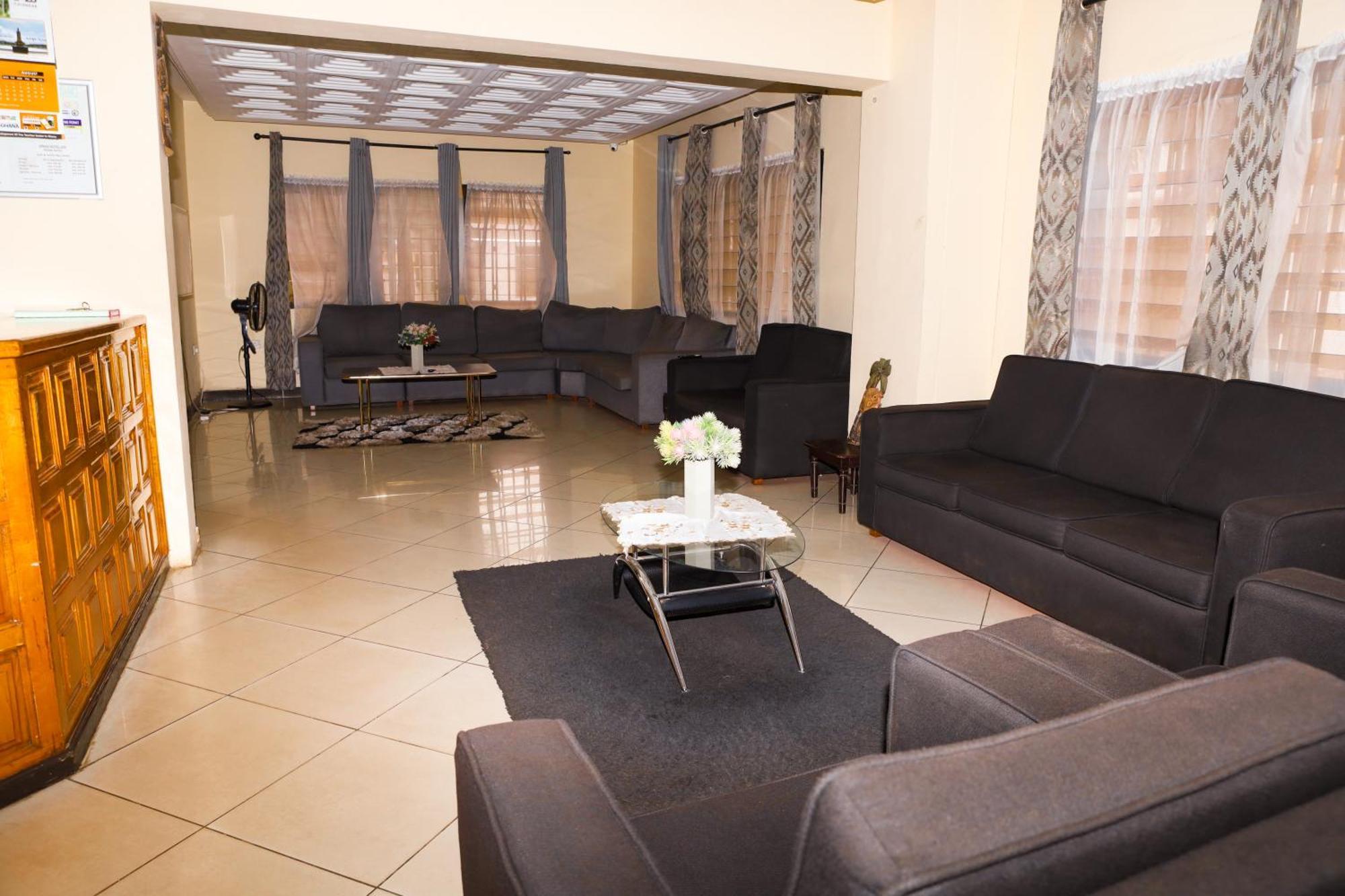 Jenos Hotels Accra Buitenkant foto