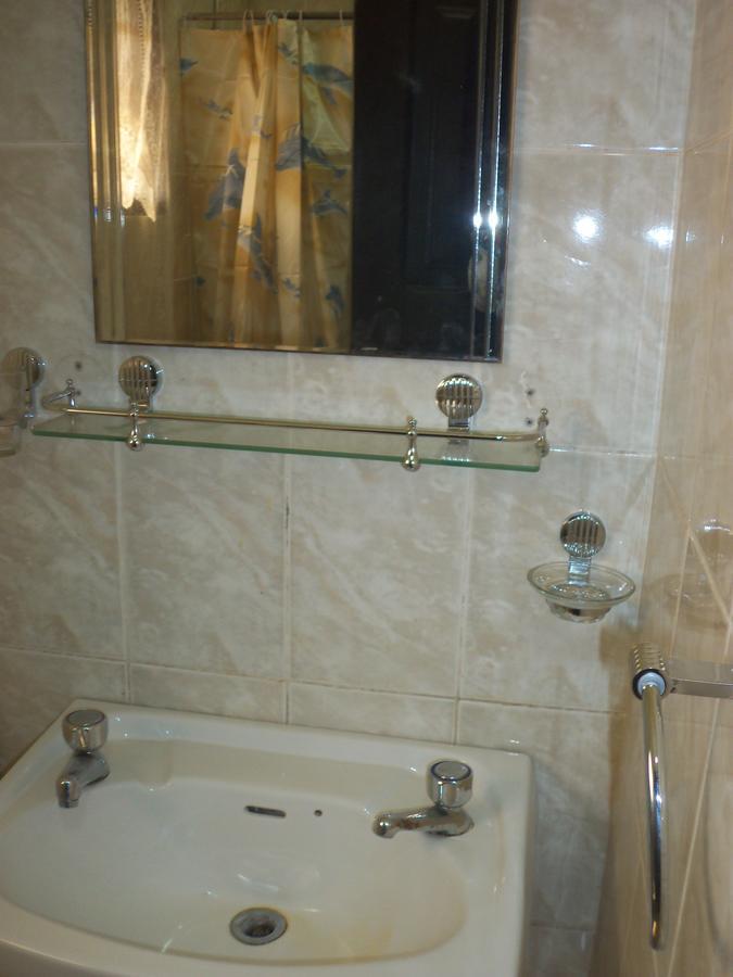 Jenos Hotels Accra Buitenkant foto