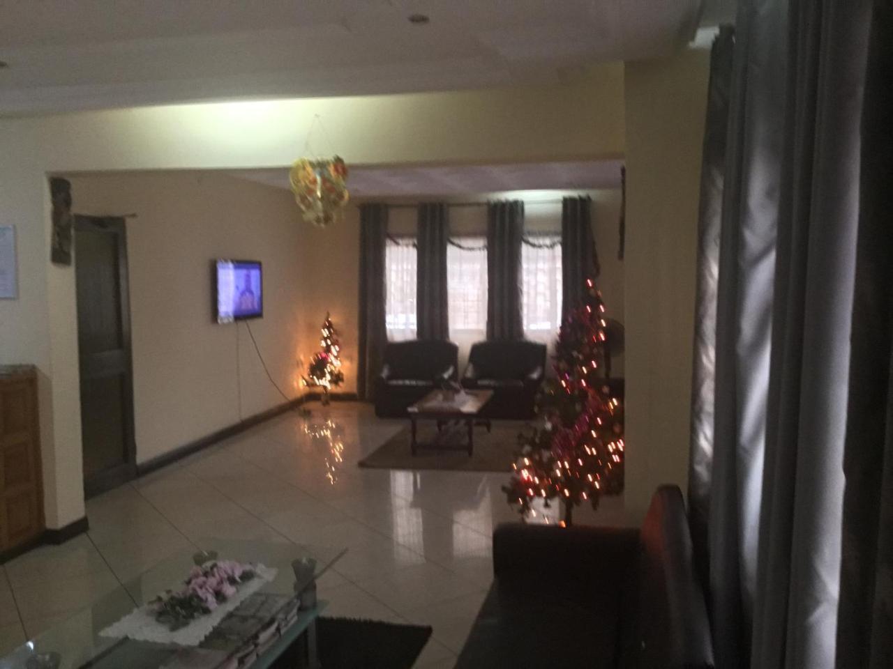 Jenos Hotels Accra Buitenkant foto